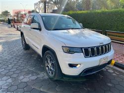 جیپ گراند شیرۆکی